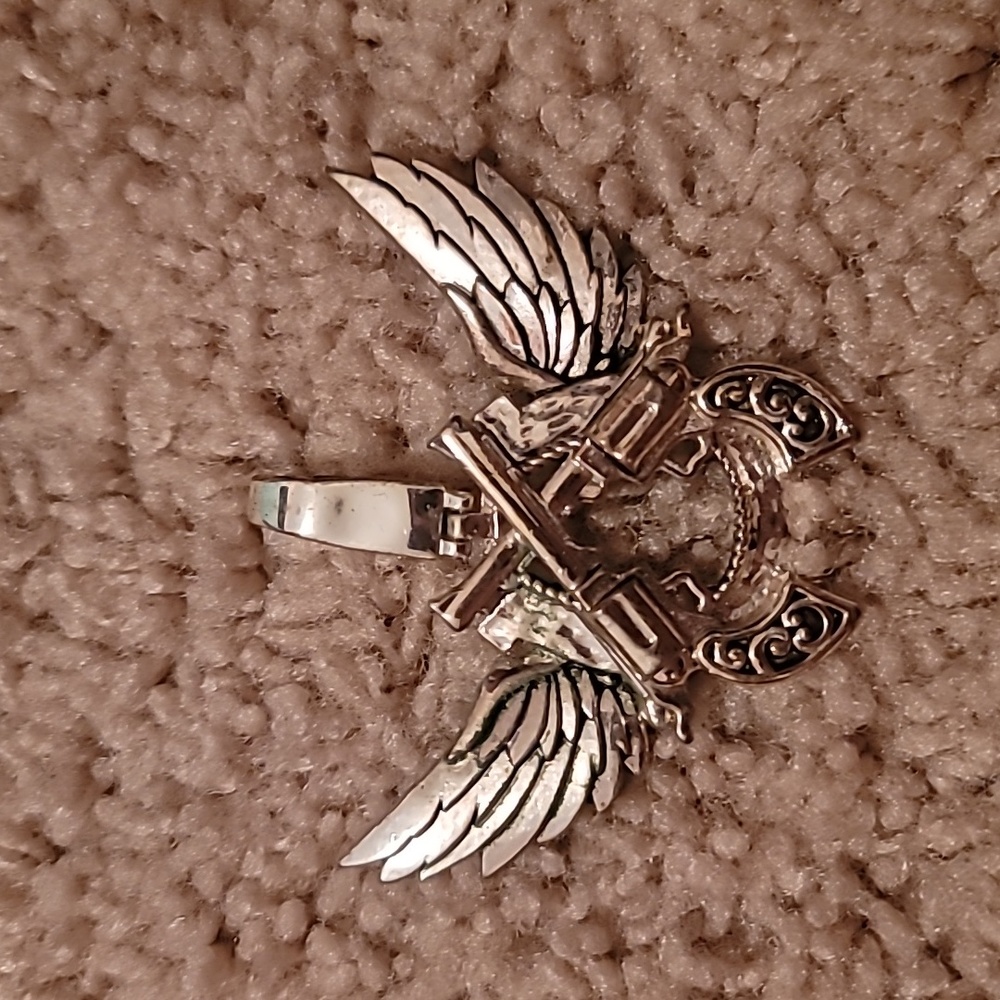 Necklace pendant